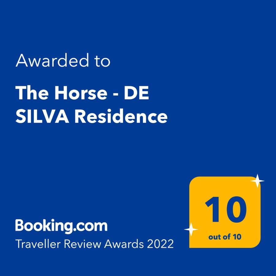 The Horse - De Silva Residence 마마이아 외부 사진